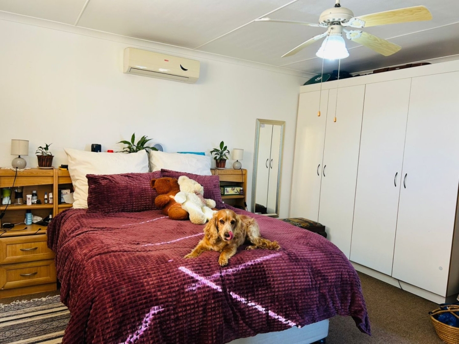 4 Bedroom Property for Sale in Beacon Bay Eastern Cape